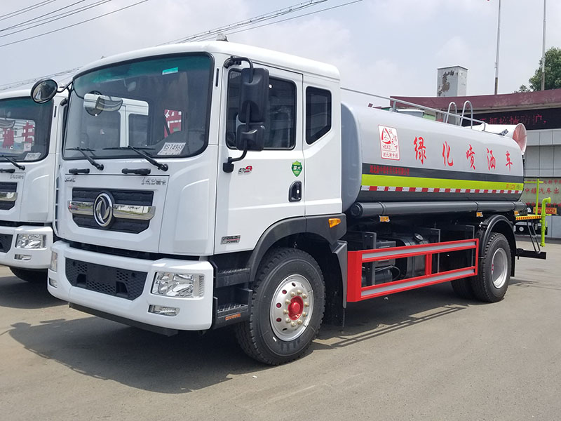 中潔牌XZL5180GPS6型綠化噴灑車(chē)